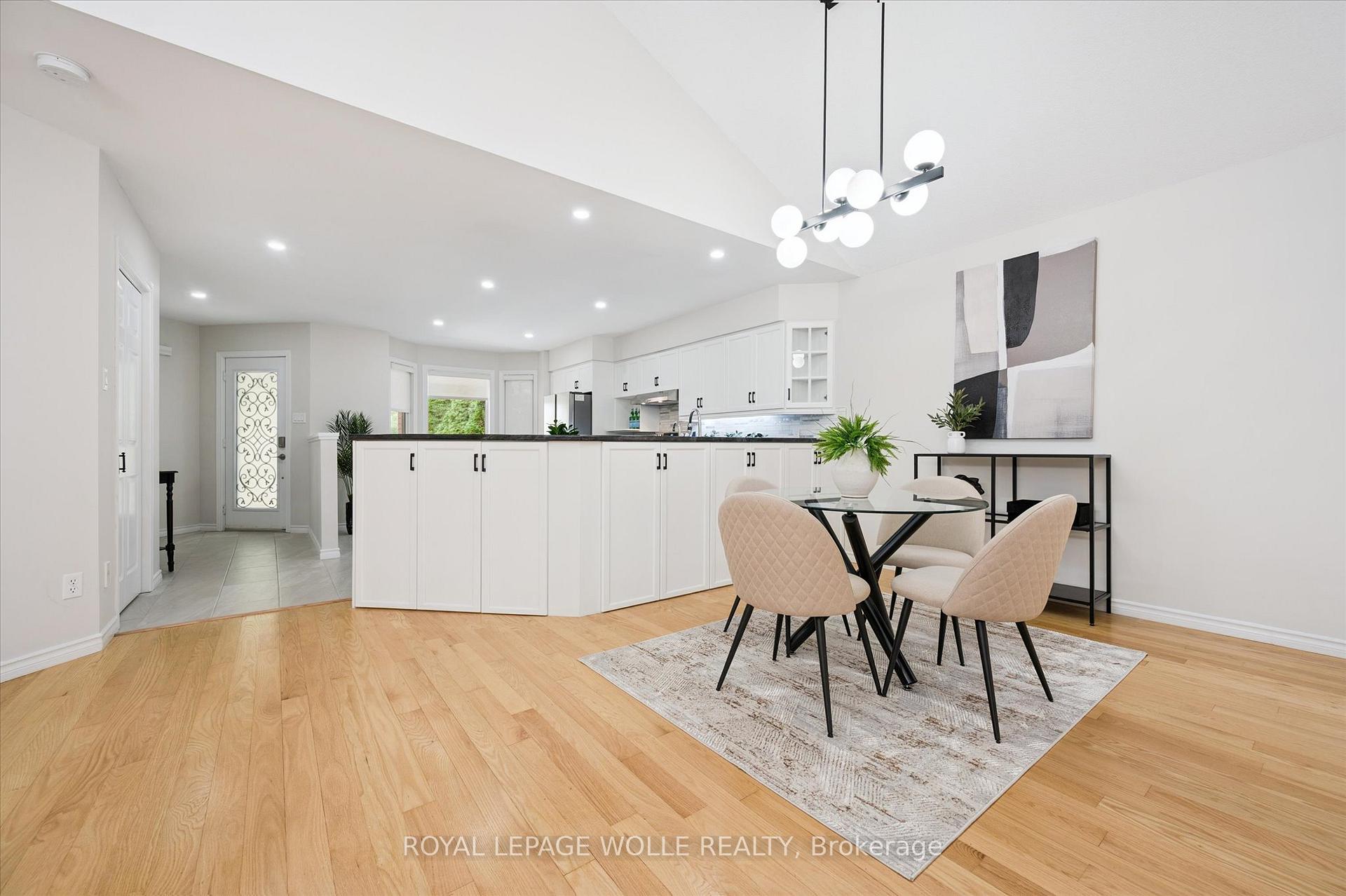Photo 12 of 22 Windward Place, Kitchener — HOMEH