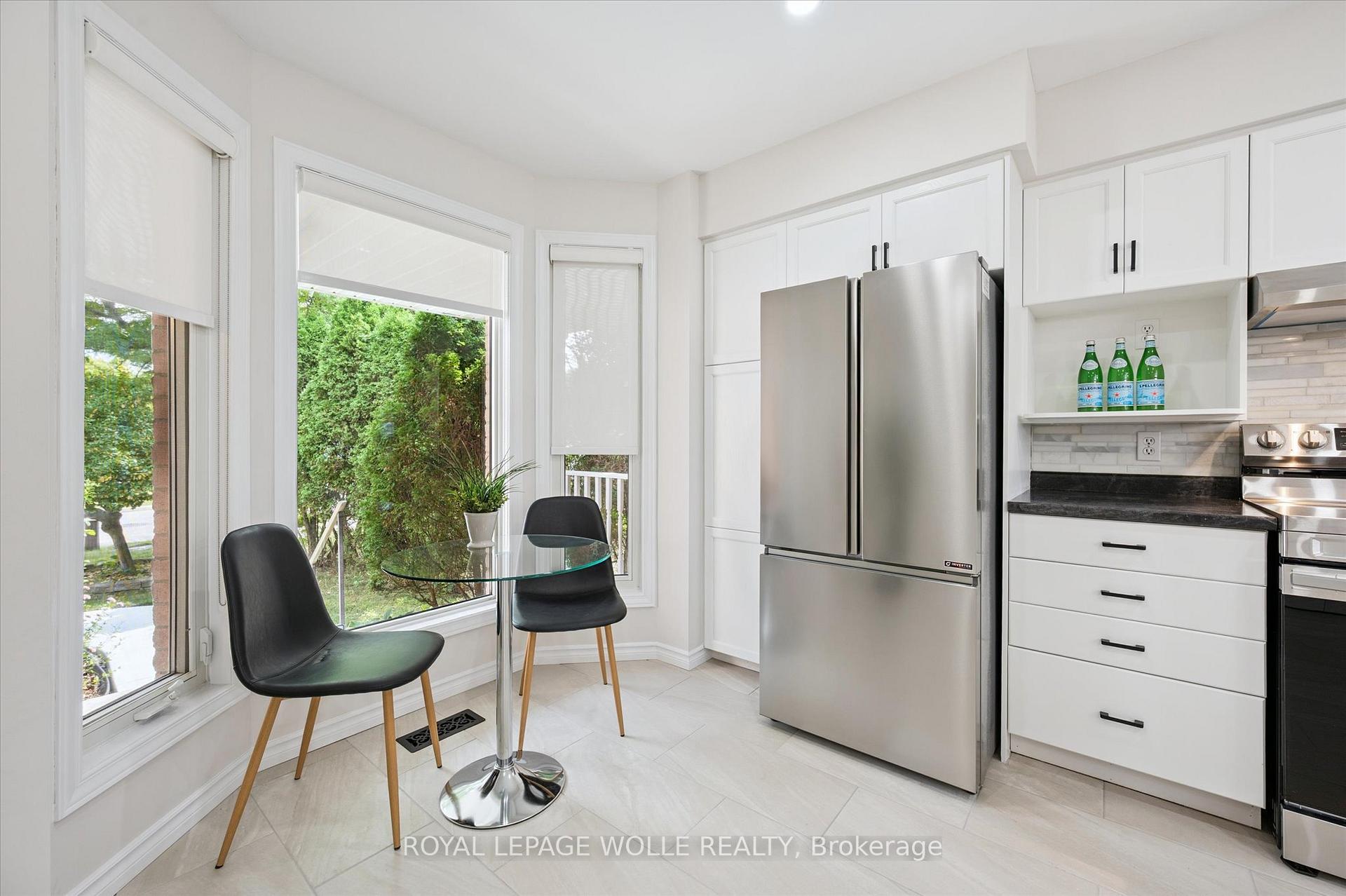 Photo 14 of 22 Windward Place, Kitchener — HOMEH