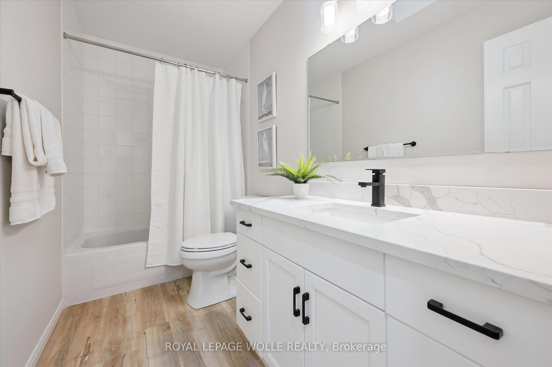 Photo 19 of 22 Windward Place, Kitchener — HOMEH
