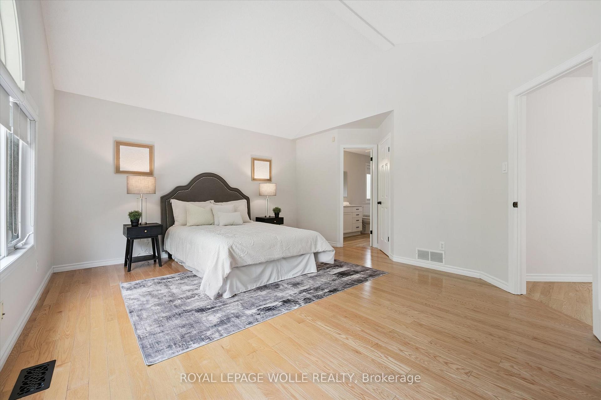Photo 23 of 22 Windward Place, Kitchener — HOMEH