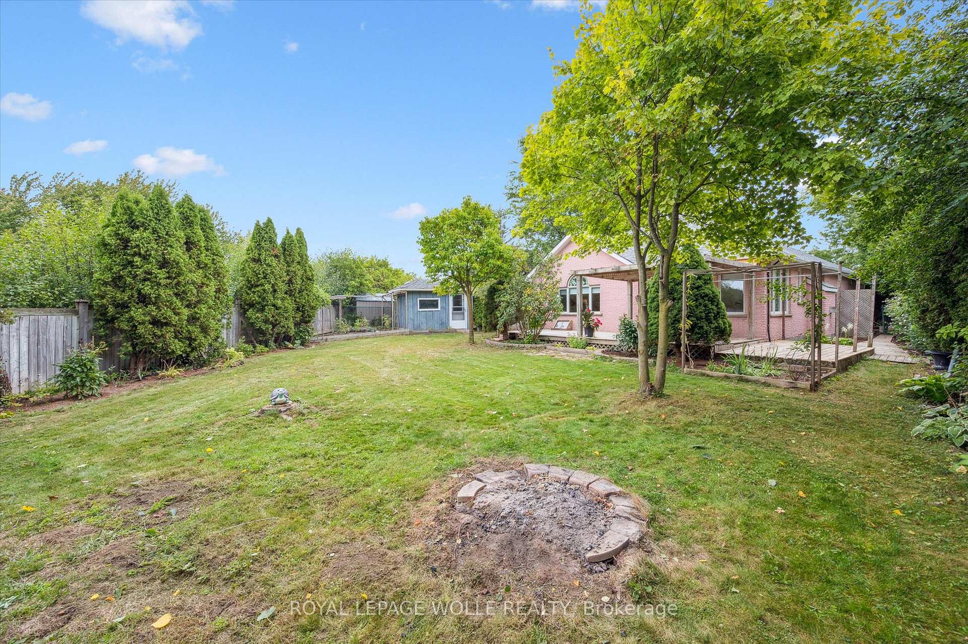 Photo 41 of 22 Windward Place, Kitchener — HOMEH
