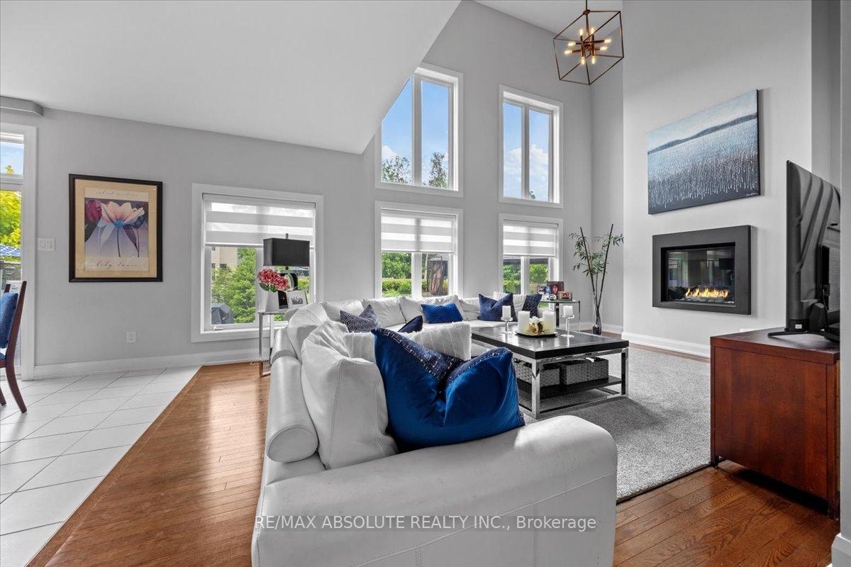 Photo 14 of 706 Bridleglen Crescent, Ottawa, Kanata - Emerald Meadows/Trailwest — HOMEH