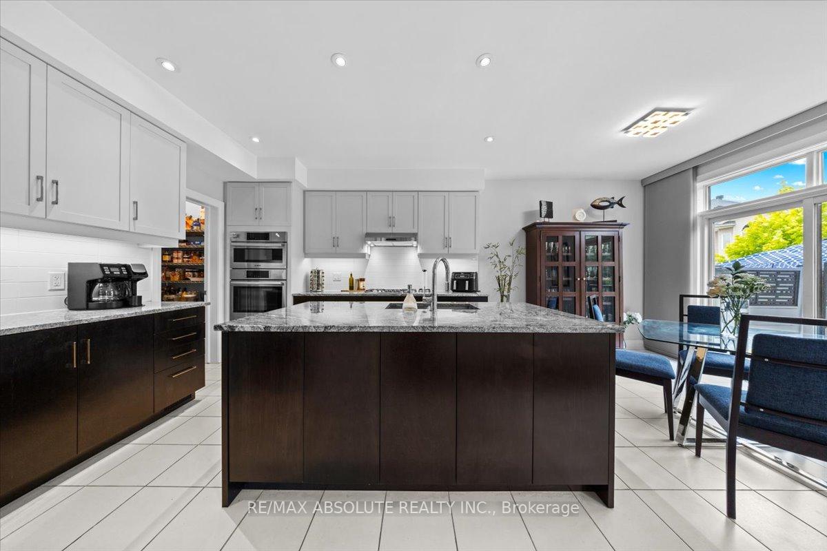 Photo 20 of 706 Bridleglen Crescent, Ottawa, Kanata - Emerald Meadows/Trailwest — HOMEH