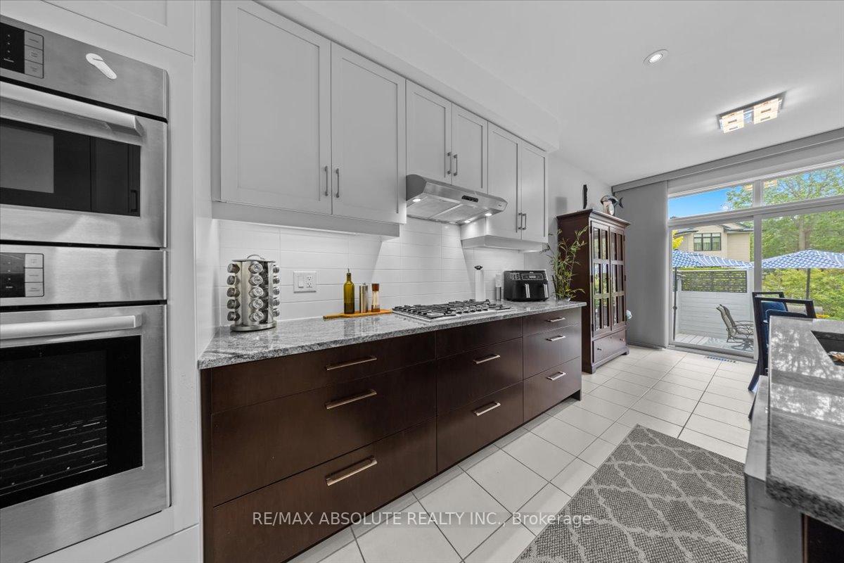 Photo 21 of 706 Bridleglen Crescent, Ottawa, Kanata - Emerald Meadows/Trailwest — HOMEH