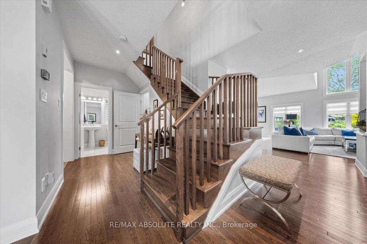 Photo 25 of 706 Bridleglen Crescent, Ottawa, Kanata - Emerald Meadows/Trailwest — HOMEH