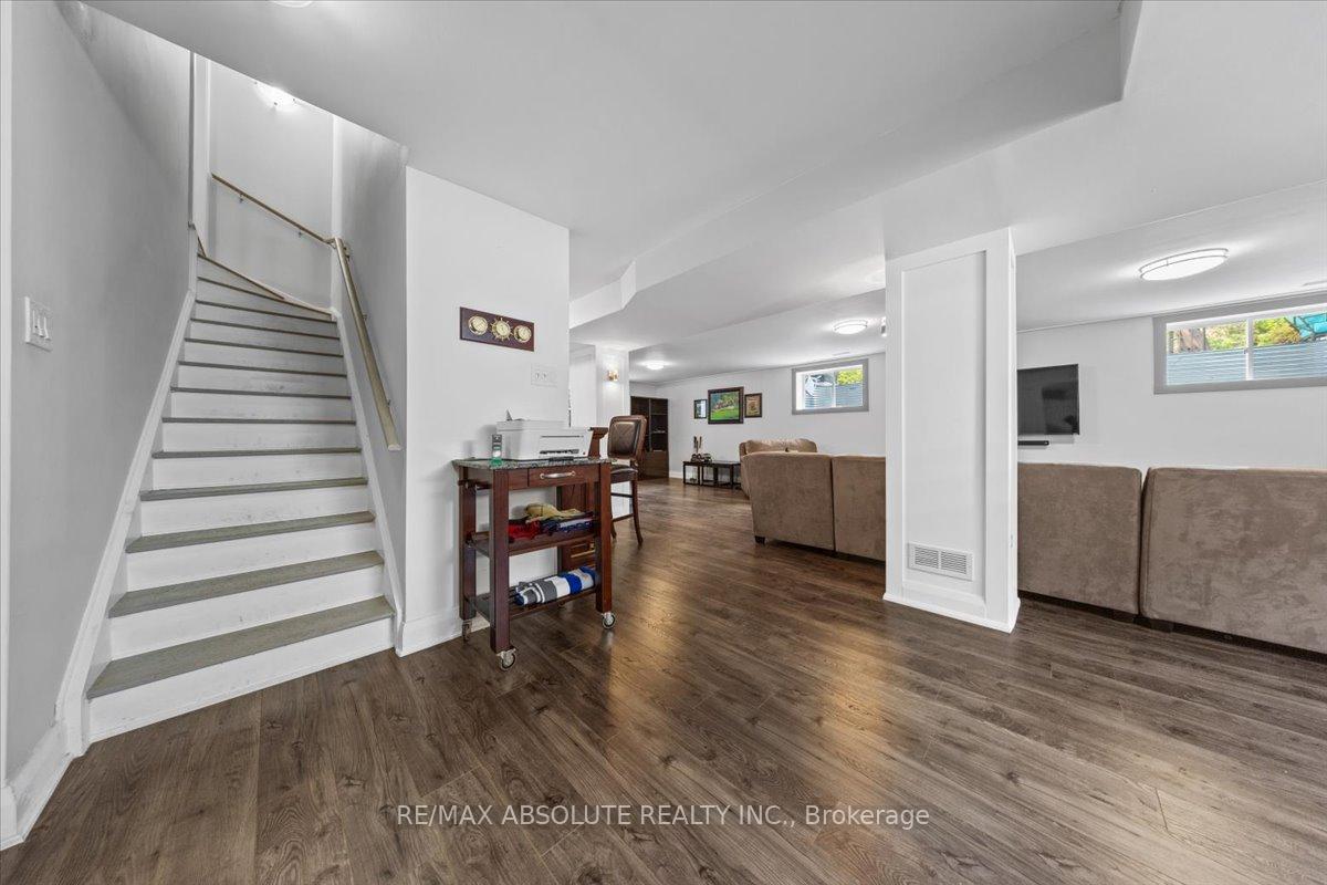 Photo 35 of 706 Bridleglen Crescent, Ottawa, Kanata - Emerald Meadows/Trailwest — HOMEH