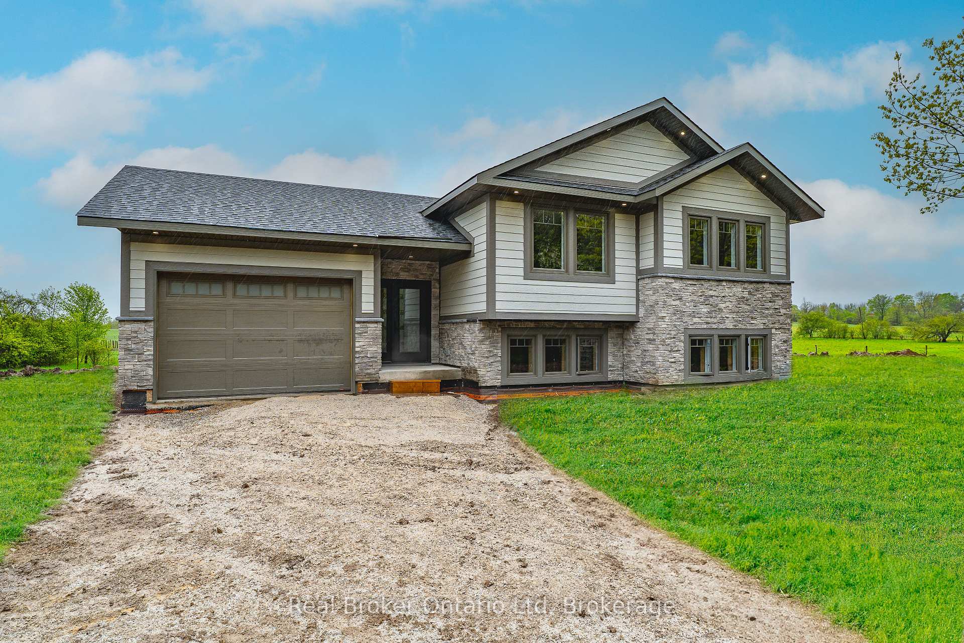 Front of 397600 10th Concession Road