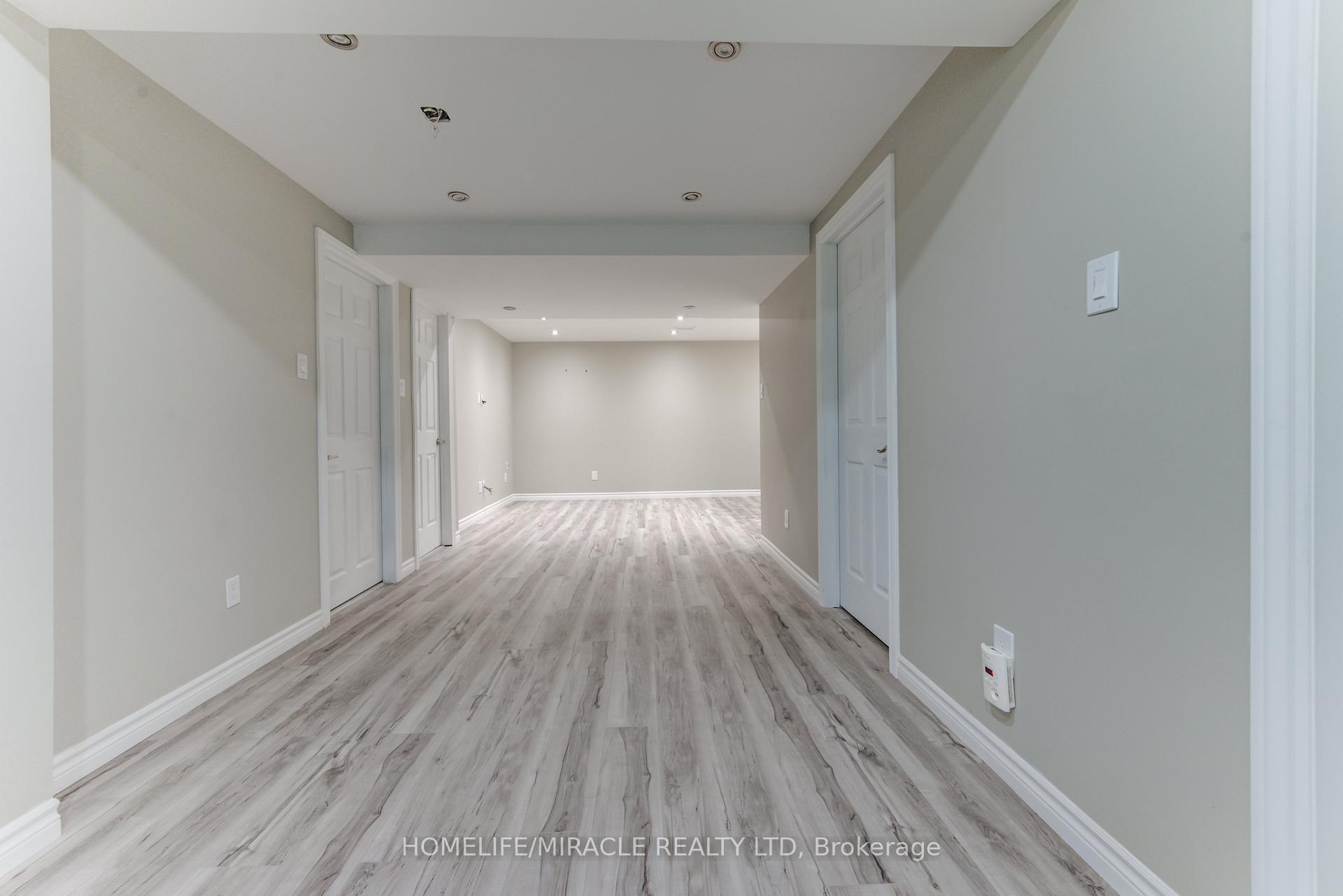 Photo 34 of 124 Winding Wood Crescent, Kitchener, Doon South — HOMEH
