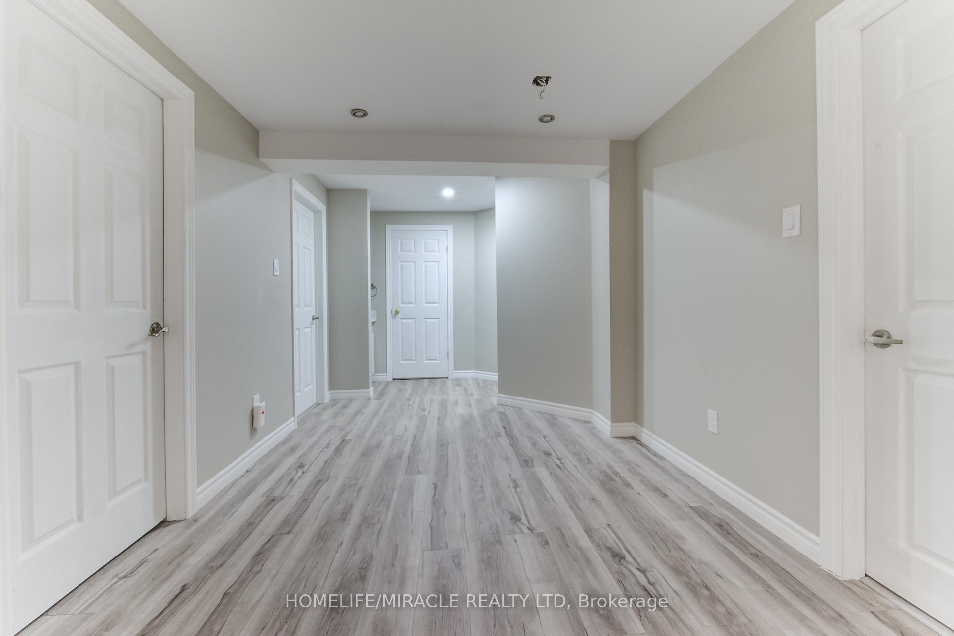 Photo 36 of 124 Winding Wood Crescent, Kitchener, Doon South — HOMEH