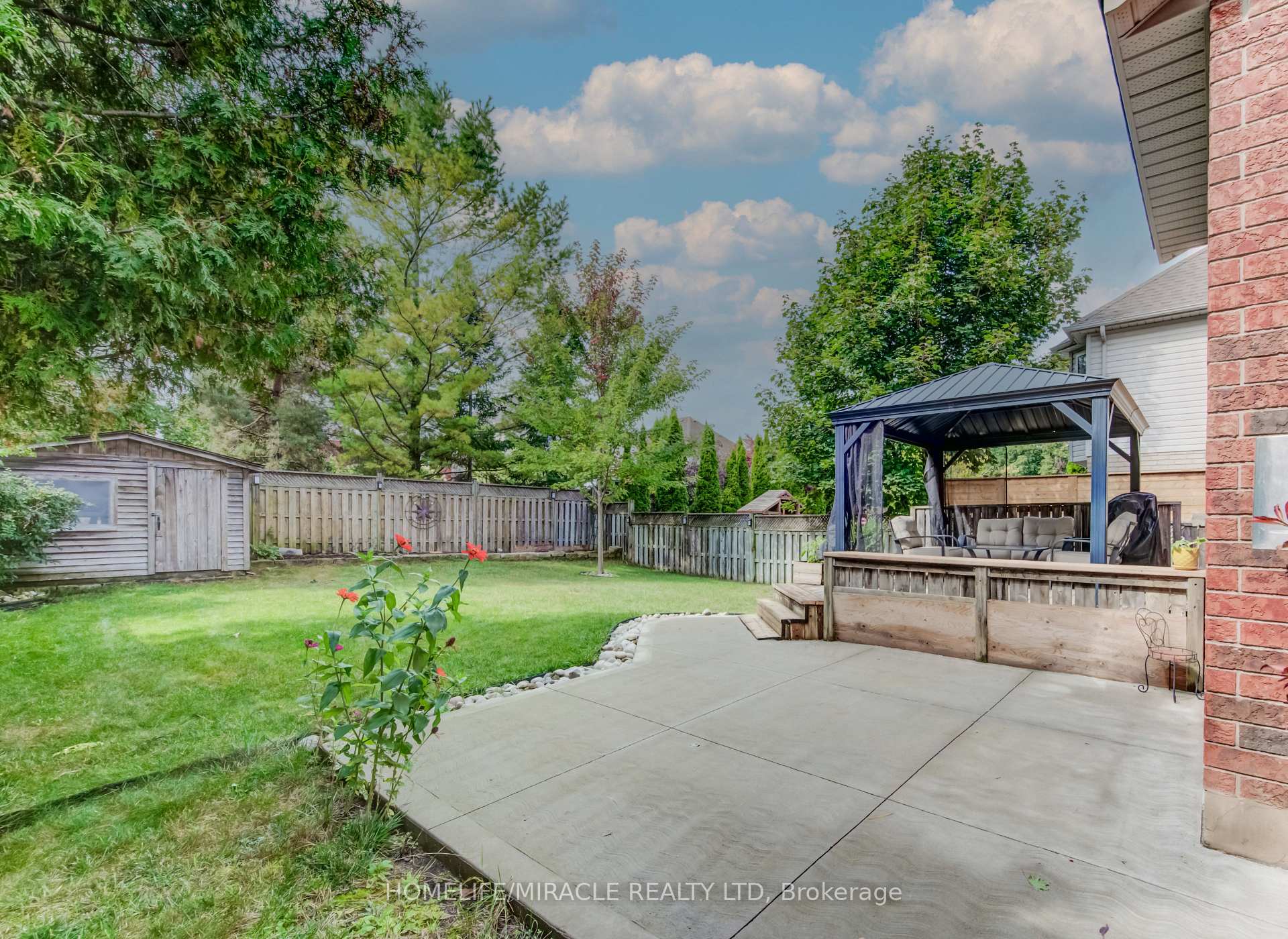 Photo 44 of 124 Winding Wood Crescent, Kitchener, Doon South — HOMEH