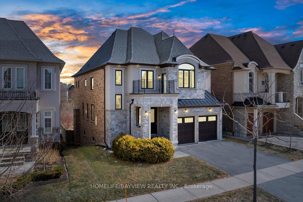 Photo 2 of 102 Robert Berry Crescent, King, King City — HOMEH