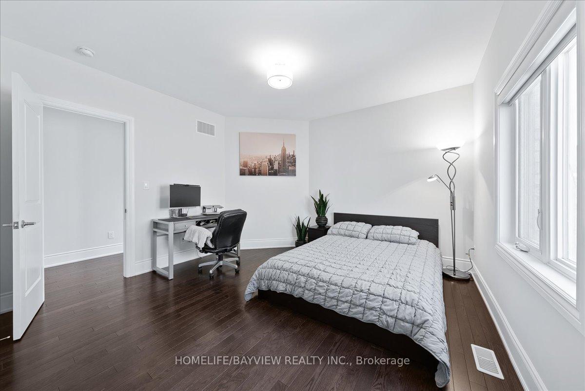 Photo 31 of 102 Robert Berry Crescent, King, King City — HOMEH