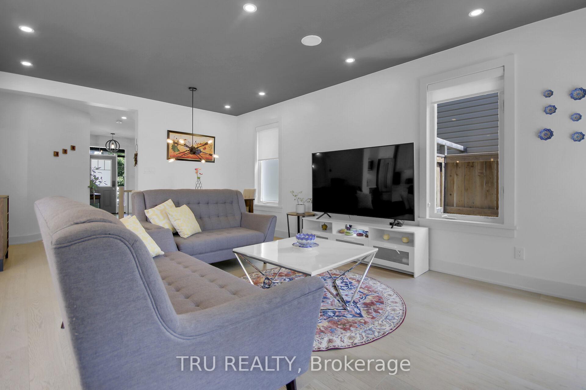 Photo 15 of 993 Shimmerton Circle, Ottawa, Kanata - Emerald Meadows/Trailwest — HOMEH