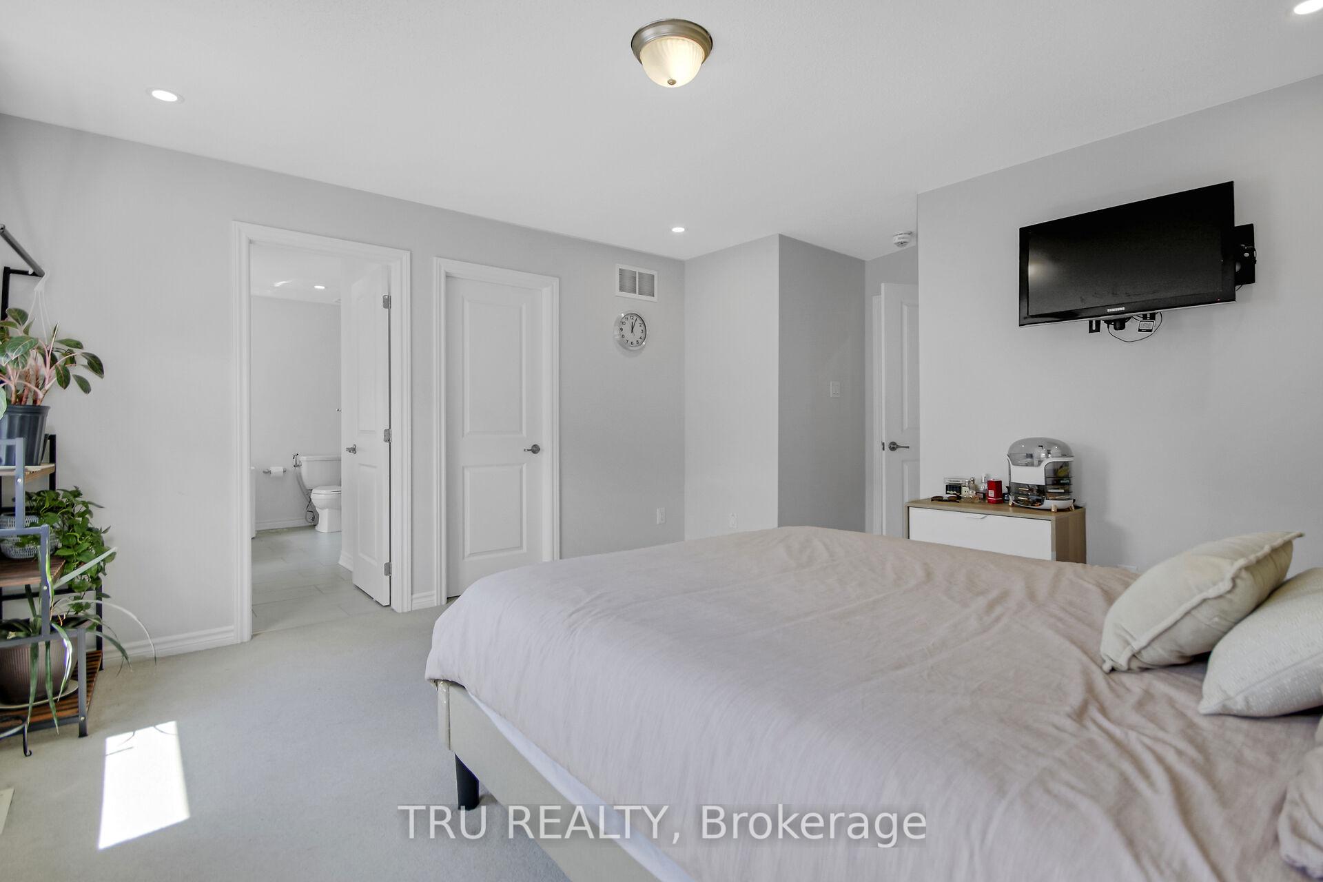 Photo 21 of 993 Shimmerton Circle, Ottawa, Kanata - Emerald Meadows/Trailwest — HOMEH