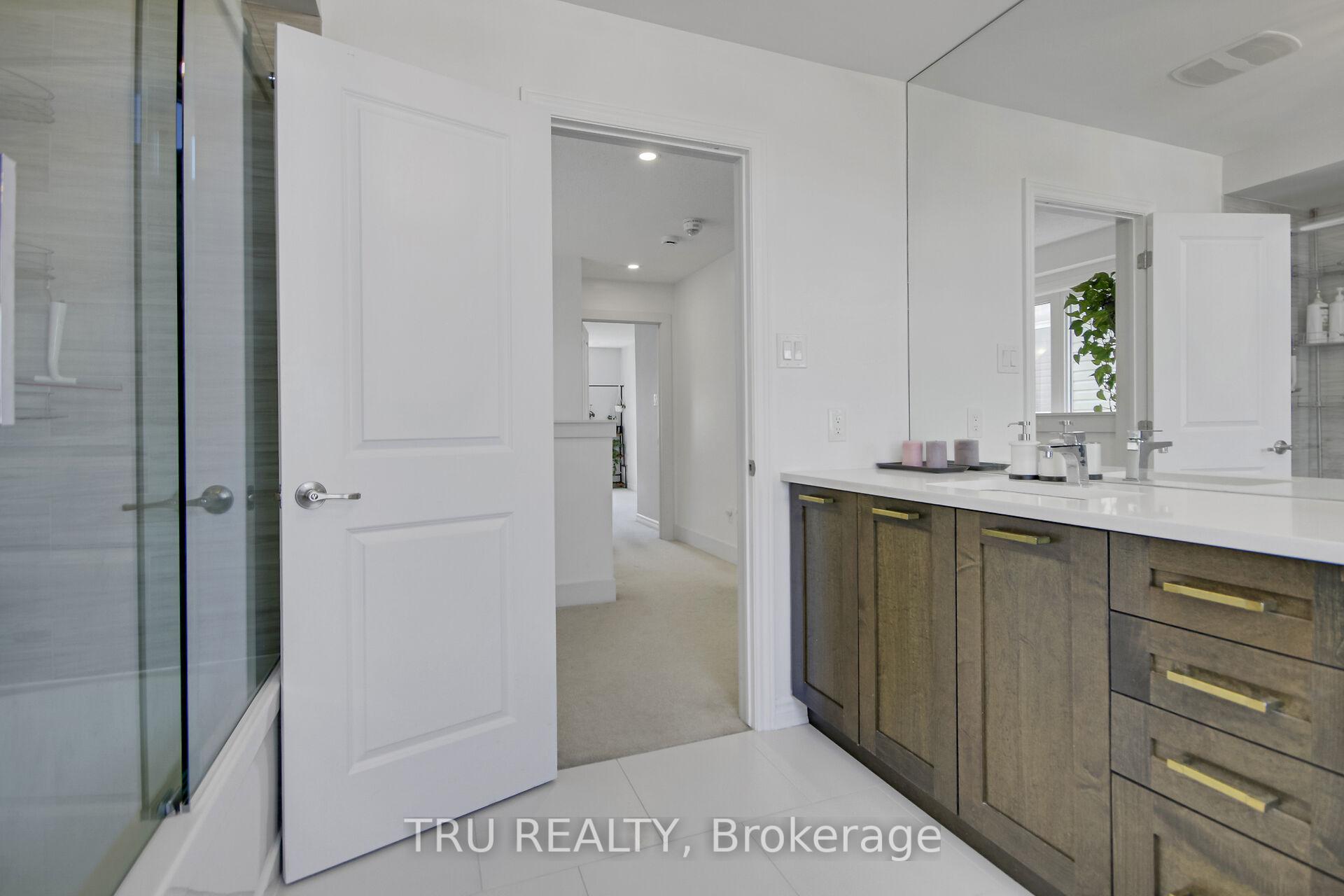Photo 28 of 993 Shimmerton Circle, Ottawa, Kanata - Emerald Meadows/Trailwest — HOMEH