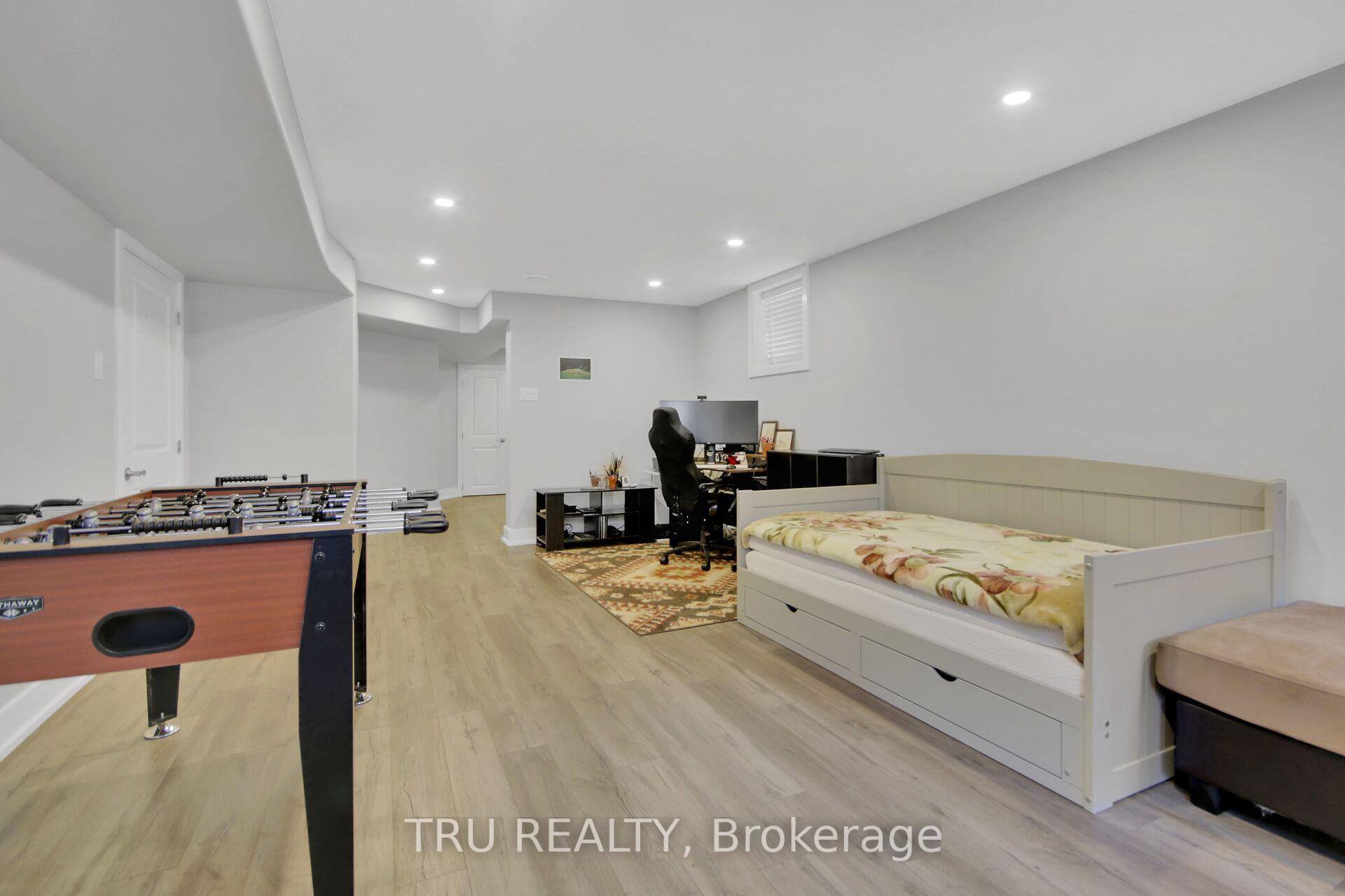 Photo 30 of 993 Shimmerton Circle, Ottawa, Kanata - Emerald Meadows/Trailwest — HOMEH