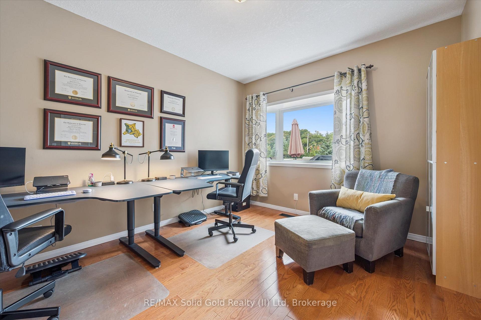 Photo 16 of 232 Laurel Springs Court, Kitchener — HOMEH