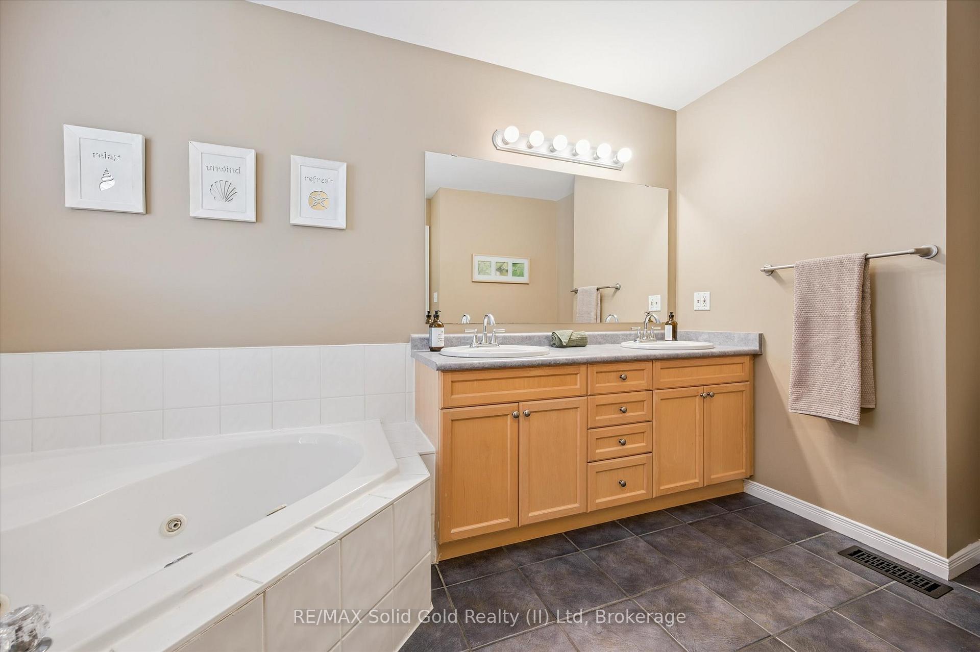 Photo 28 of 232 Laurel Springs Court, Kitchener — HOMEH