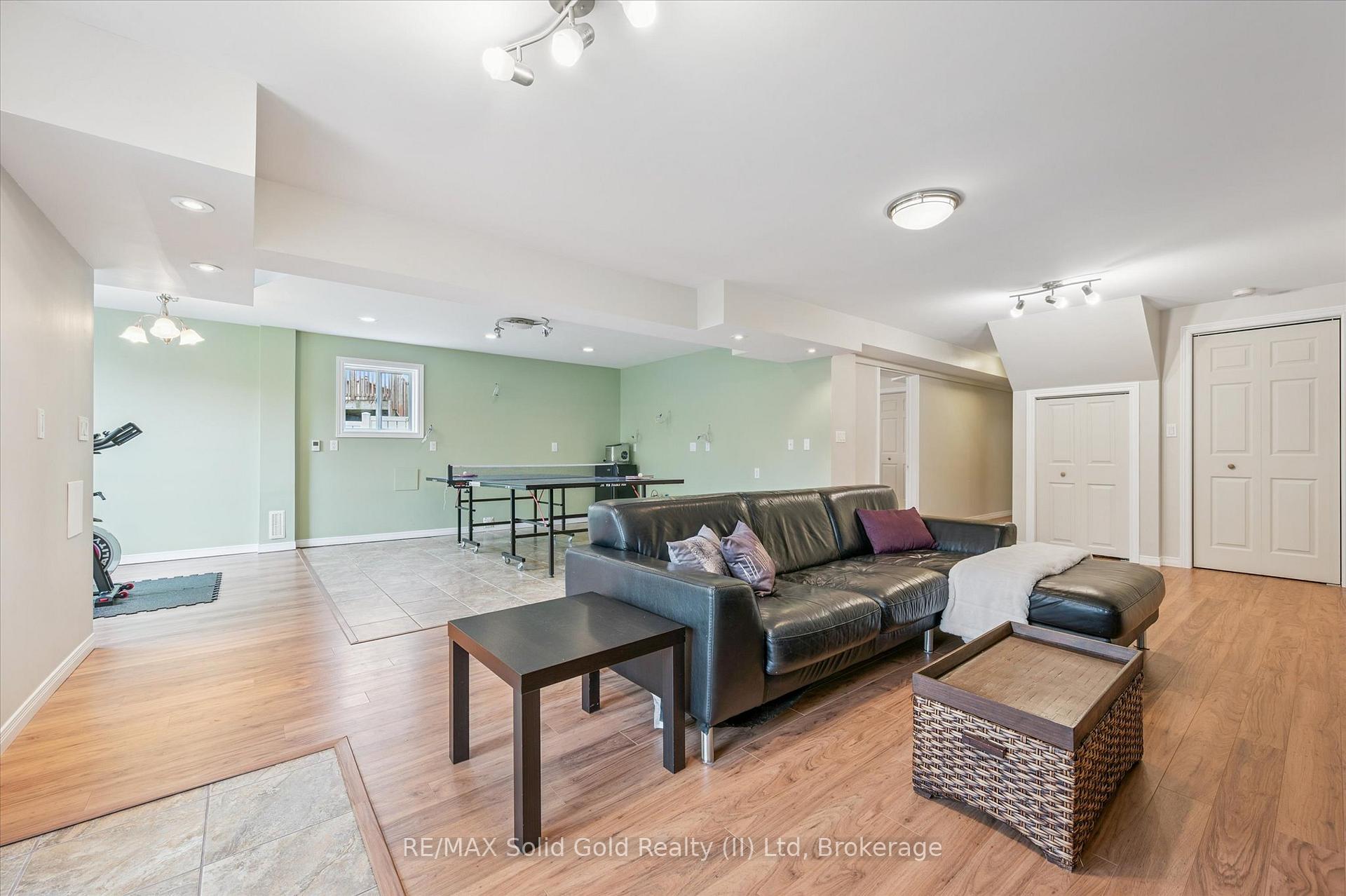 Photo 32 of 232 Laurel Springs Court, Kitchener — HOMEH