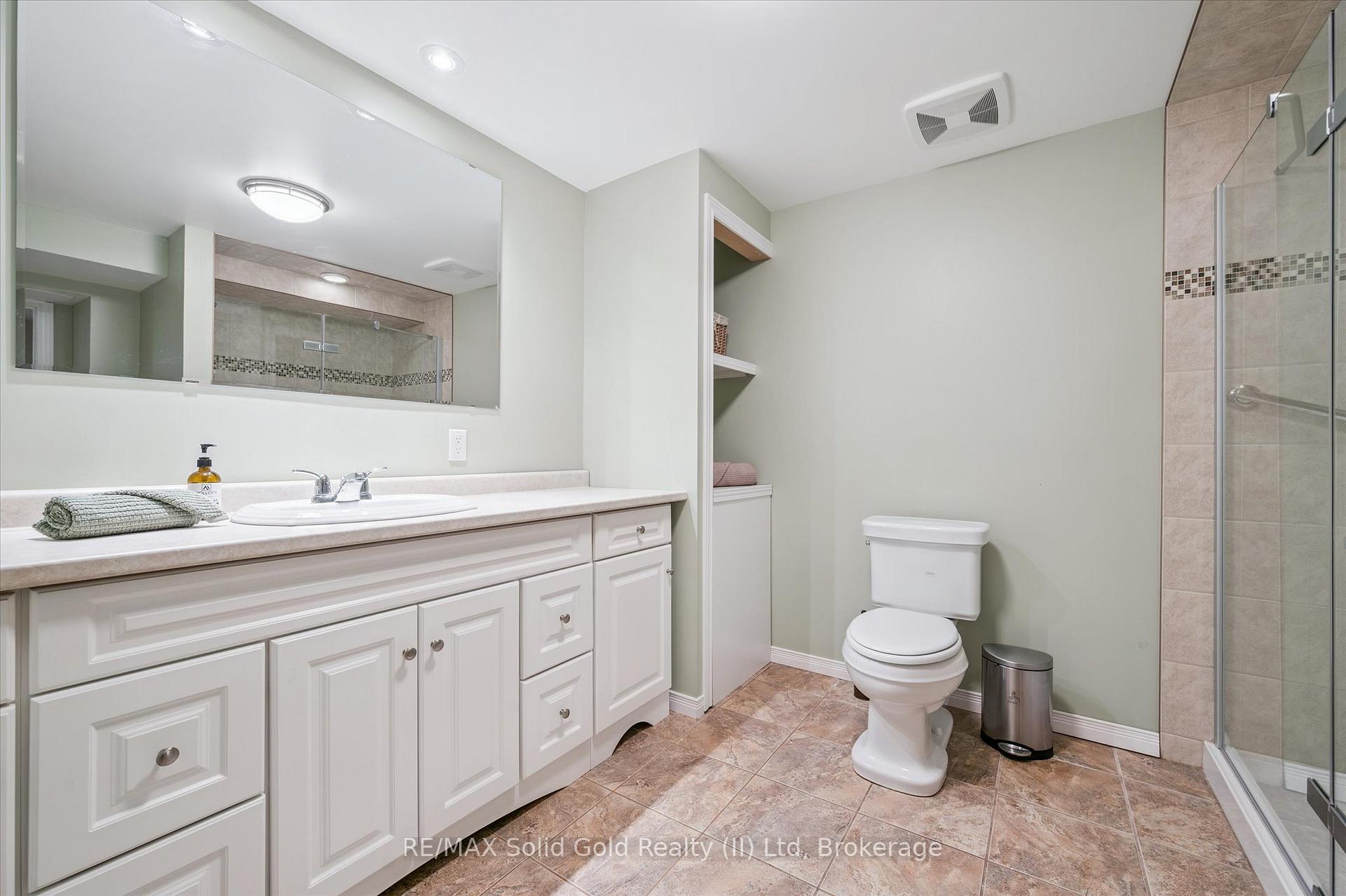 Photo 37 of 232 Laurel Springs Court, Kitchener — HOMEH