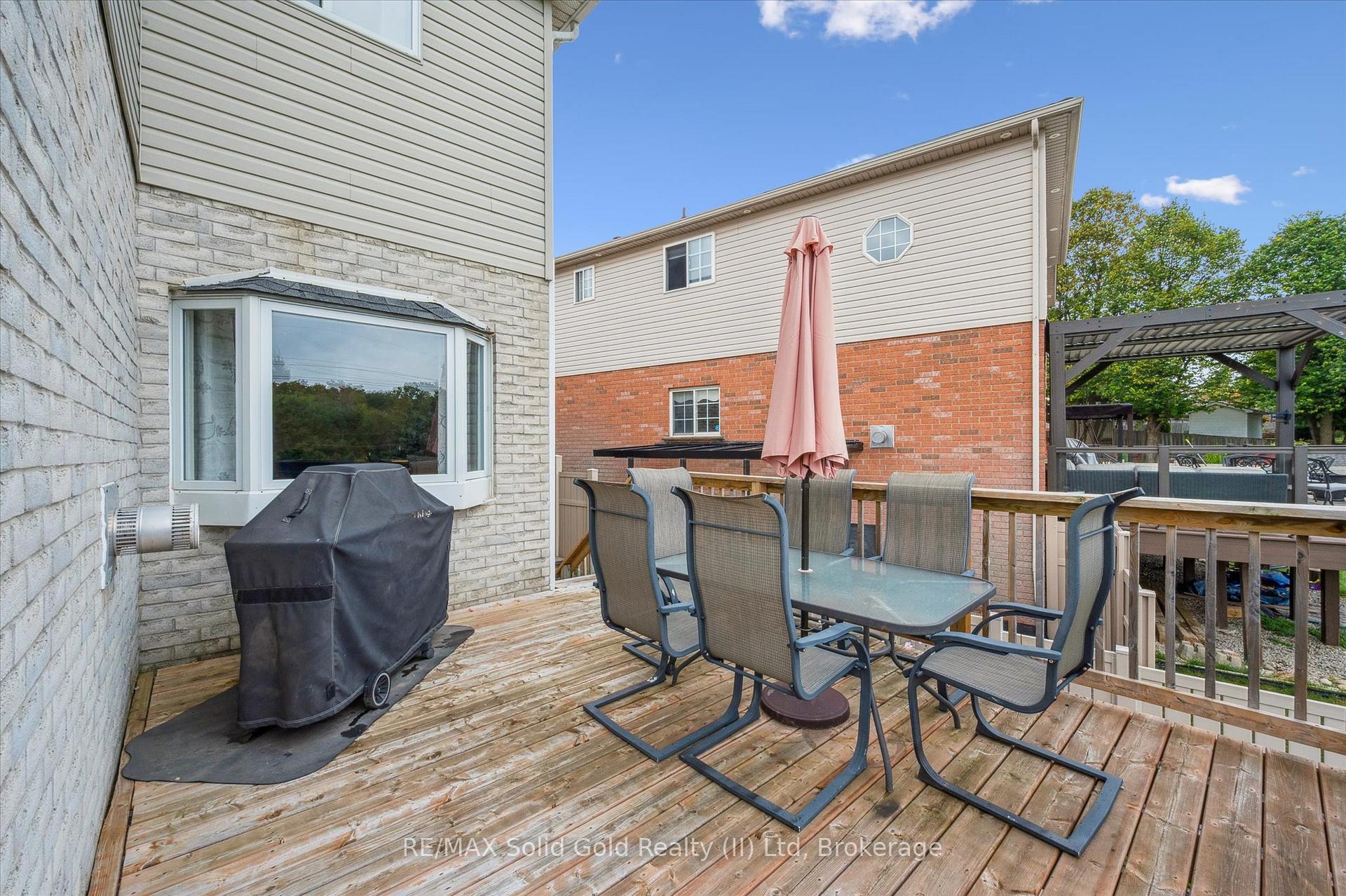 Photo 40 of 232 Laurel Springs Court, Kitchener — HOMEH