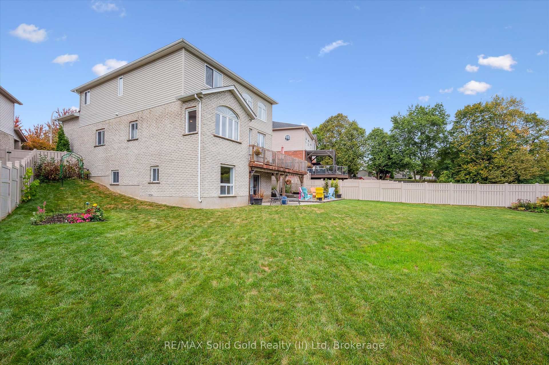 Photo 44 of 232 Laurel Springs Court, Kitchener — HOMEH