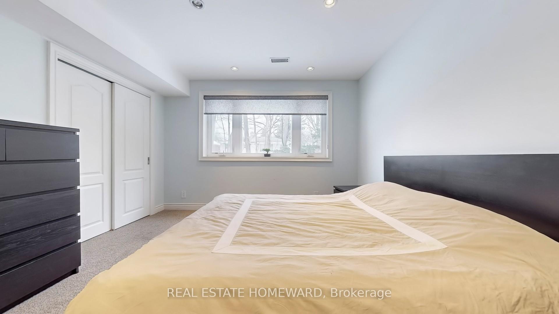 Photo 18 of 34 Delair Crescent, Markham, Grandview — HOMEH