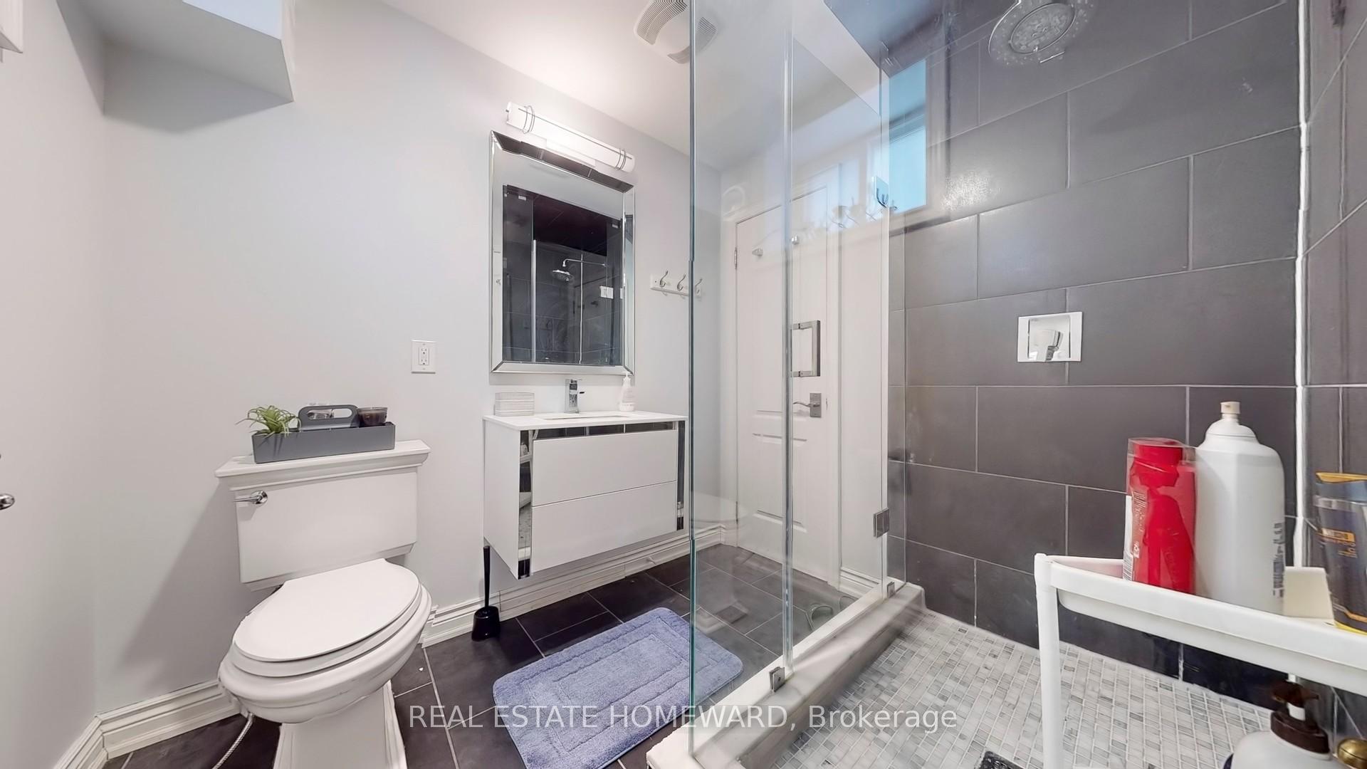 Photo 19 of 34 Delair Crescent, Markham, Grandview — HOMEH
