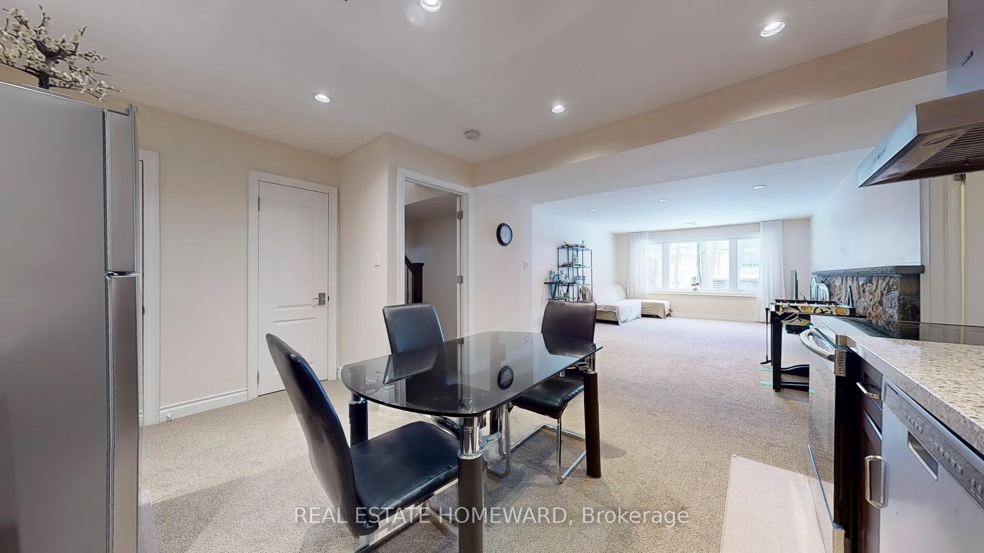 Photo 36 of 34 Delair Crescent, Markham, Grandview — HOMEH