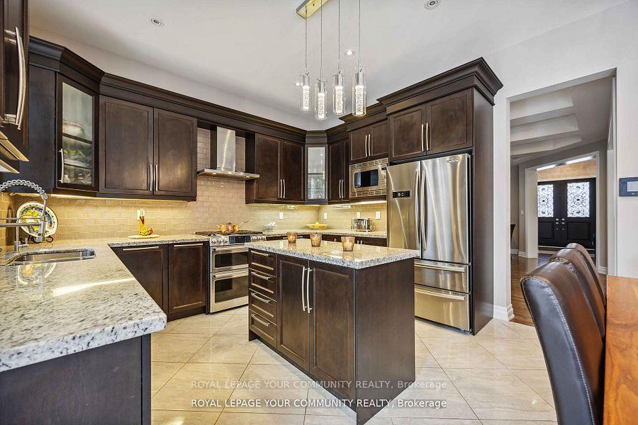 Photo 15 of 105 Burns Boulevard, King, King City — HOMEH