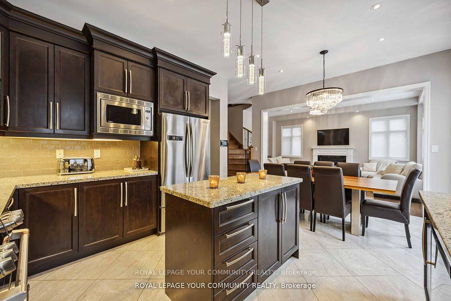 Photo 19 of 105 Burns Boulevard, King, King City — HOMEH