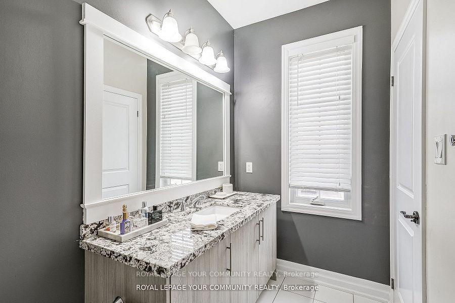 Photo 25 of 105 Burns Boulevard, King, King City — HOMEH