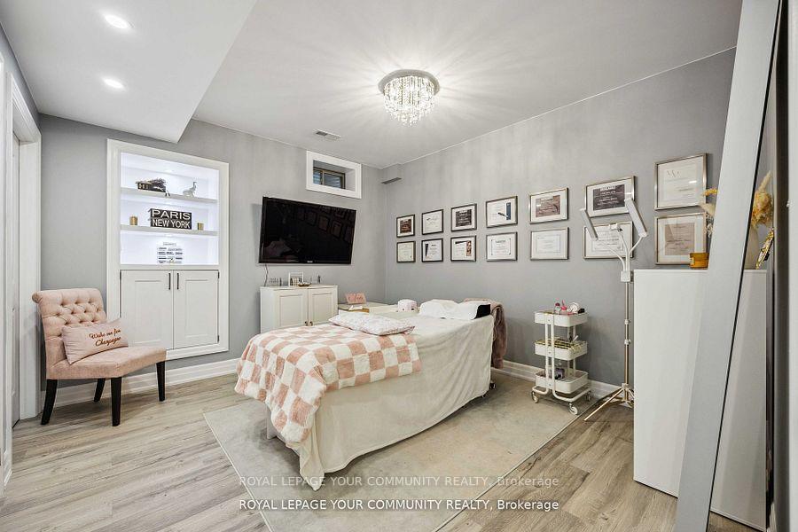 Photo 35 of 105 Burns Boulevard, King, King City — HOMEH