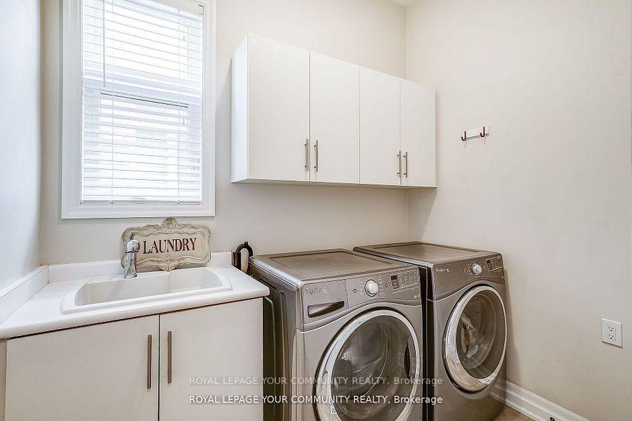Photo 36 of 105 Burns Boulevard, King, King City — HOMEH