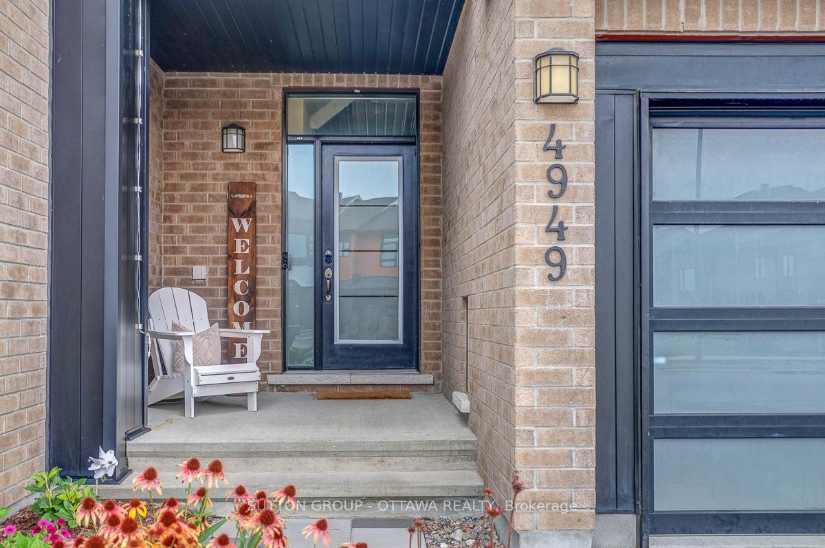 Photo 2 of 4949 Abbott Street E, Ottawa, Kanata - Emerald Meadows/Trailwest — HOMEH