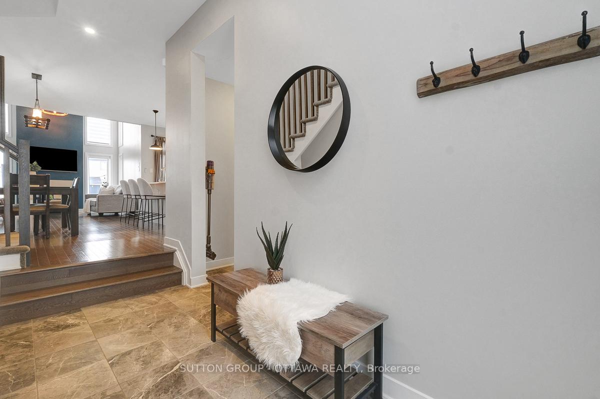Photo 5 of 4949 Abbott Street E, Ottawa, Kanata - Emerald Meadows/Trailwest — HOMEH