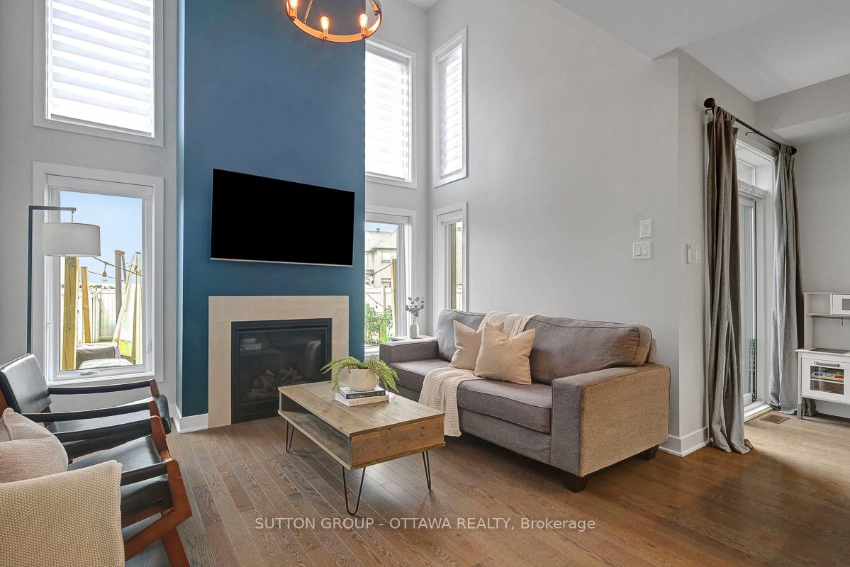 Photo 8 of 4949 Abbott Street E, Ottawa, Kanata - Emerald Meadows/Trailwest — HOMEH
