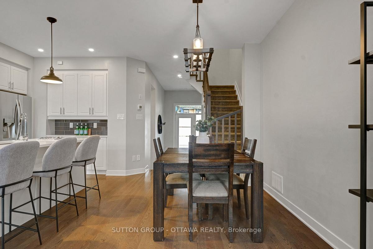 Photo 11 of 4949 Abbott Street E, Ottawa, Kanata - Emerald Meadows/Trailwest — HOMEH