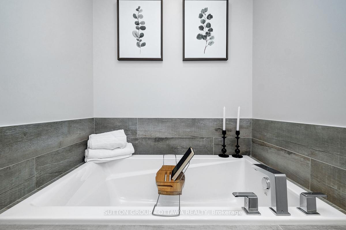 Photo 29 of 4949 Abbott Street E, Ottawa, Kanata - Emerald Meadows/Trailwest — HOMEH