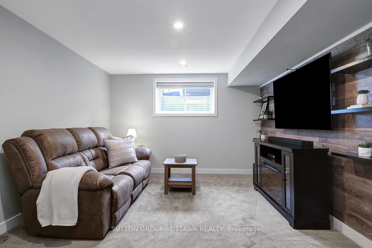 Photo 36 of 4949 Abbott Street E, Ottawa, Kanata - Emerald Meadows/Trailwest — HOMEH