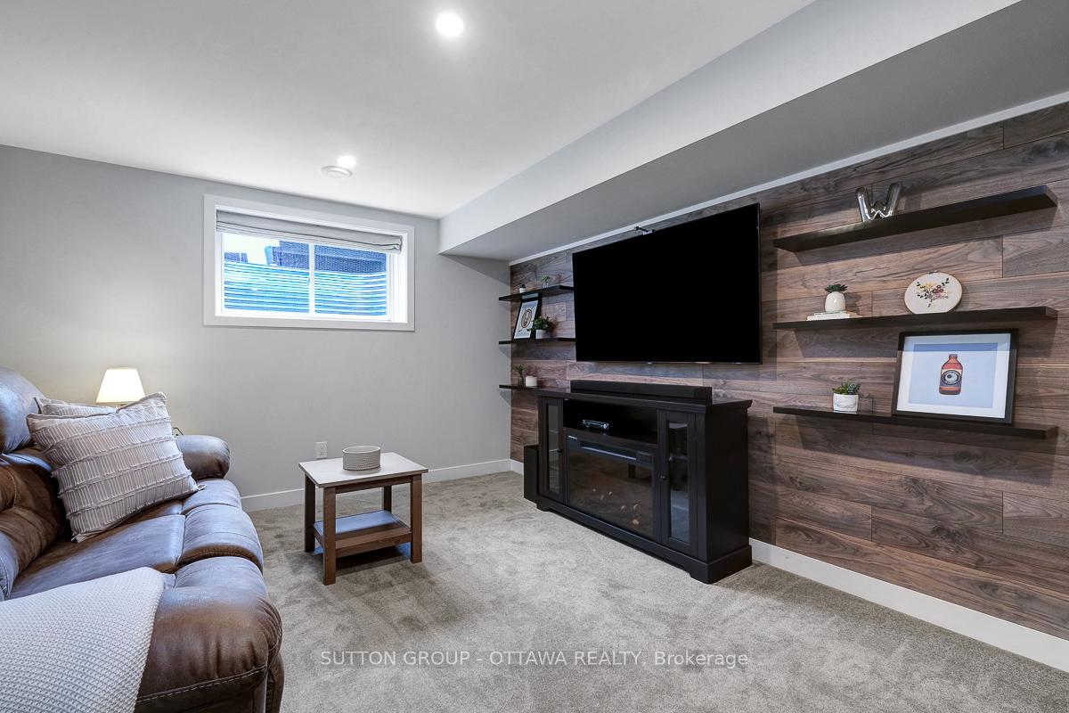 Photo 38 of 4949 Abbott Street E, Ottawa, Kanata - Emerald Meadows/Trailwest — HOMEH