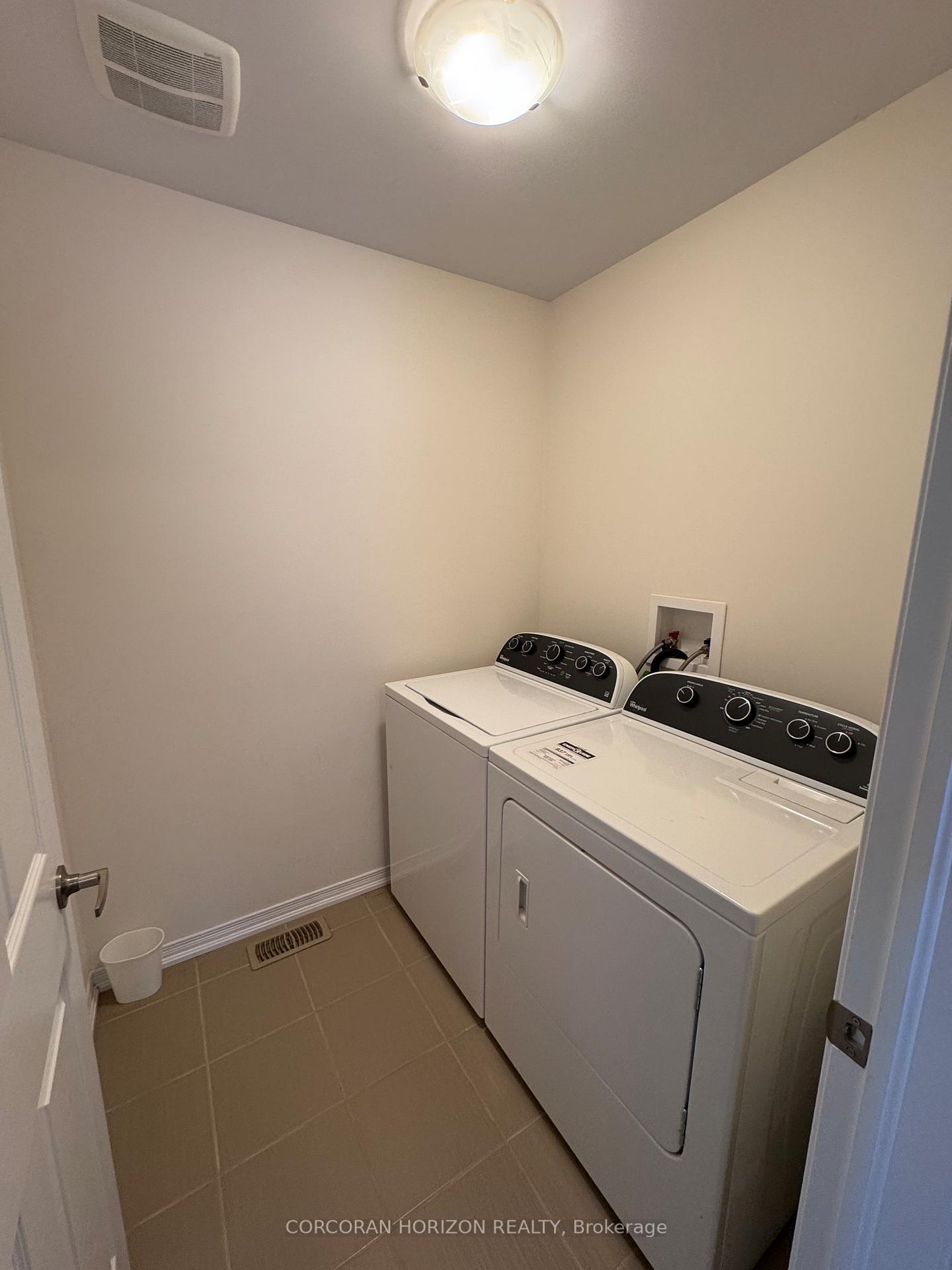 Photo 19 of 289 Apple Hill Crescent, Kitchener — HOMEH