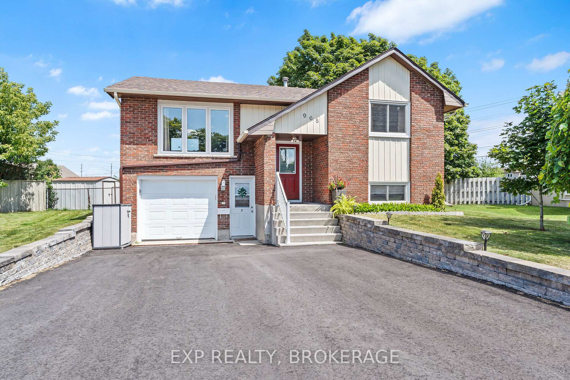 Photo 1 of 968 Kenshaw Street, Kingston, North of Taylor-Kidd Blvd — HOMEH