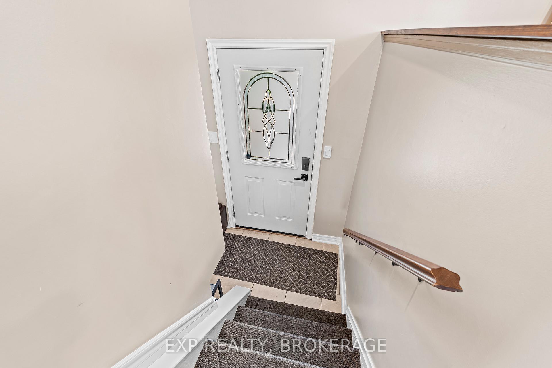 Photo 3 of 968 Kenshaw Street, Kingston, North of Taylor-Kidd Blvd — HOMEH