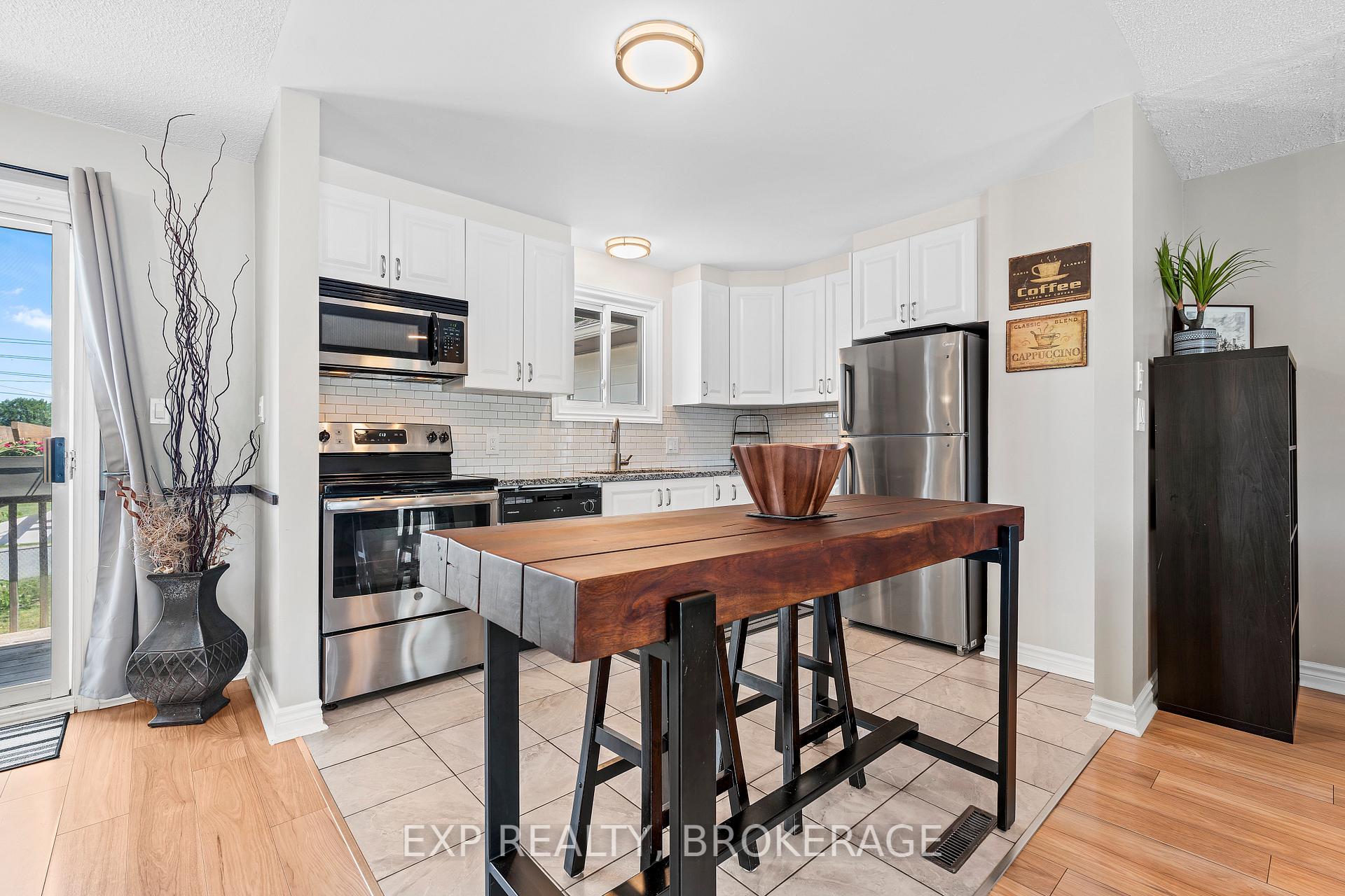Photo 7 of 968 Kenshaw Street, Kingston, North of Taylor-Kidd Blvd — HOMEH
