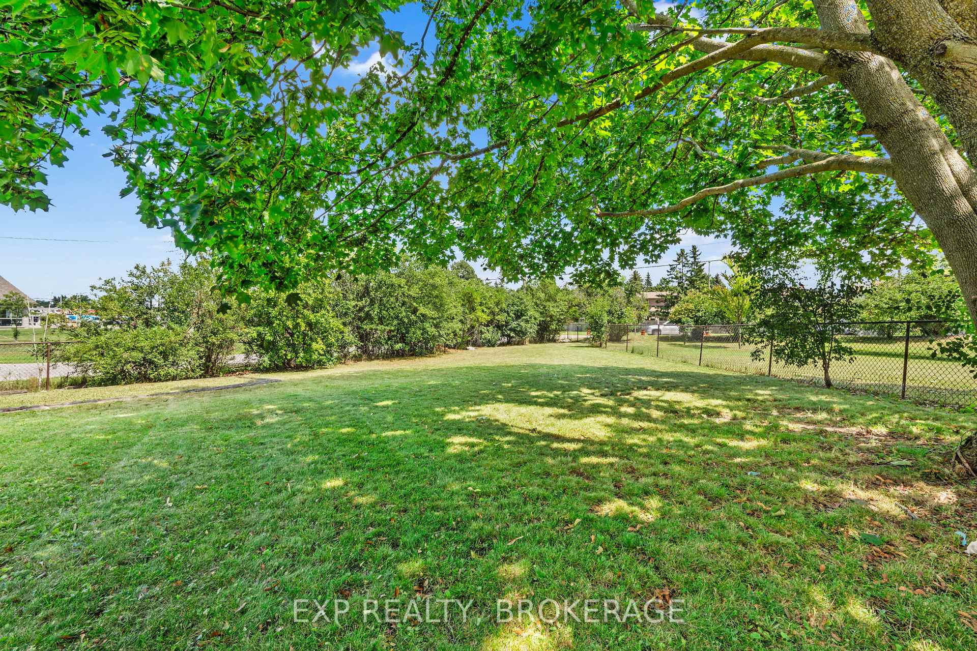 Photo 35 of 968 Kenshaw Street, Kingston, North of Taylor-Kidd Blvd — HOMEH