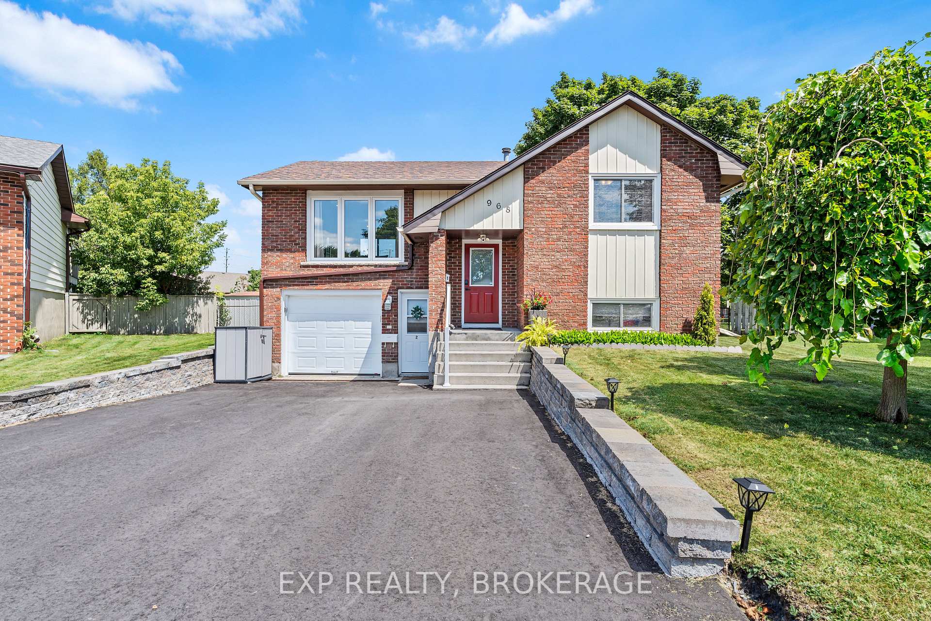 Photo 42 of 968 Kenshaw Street, Kingston, North of Taylor-Kidd Blvd — HOMEH