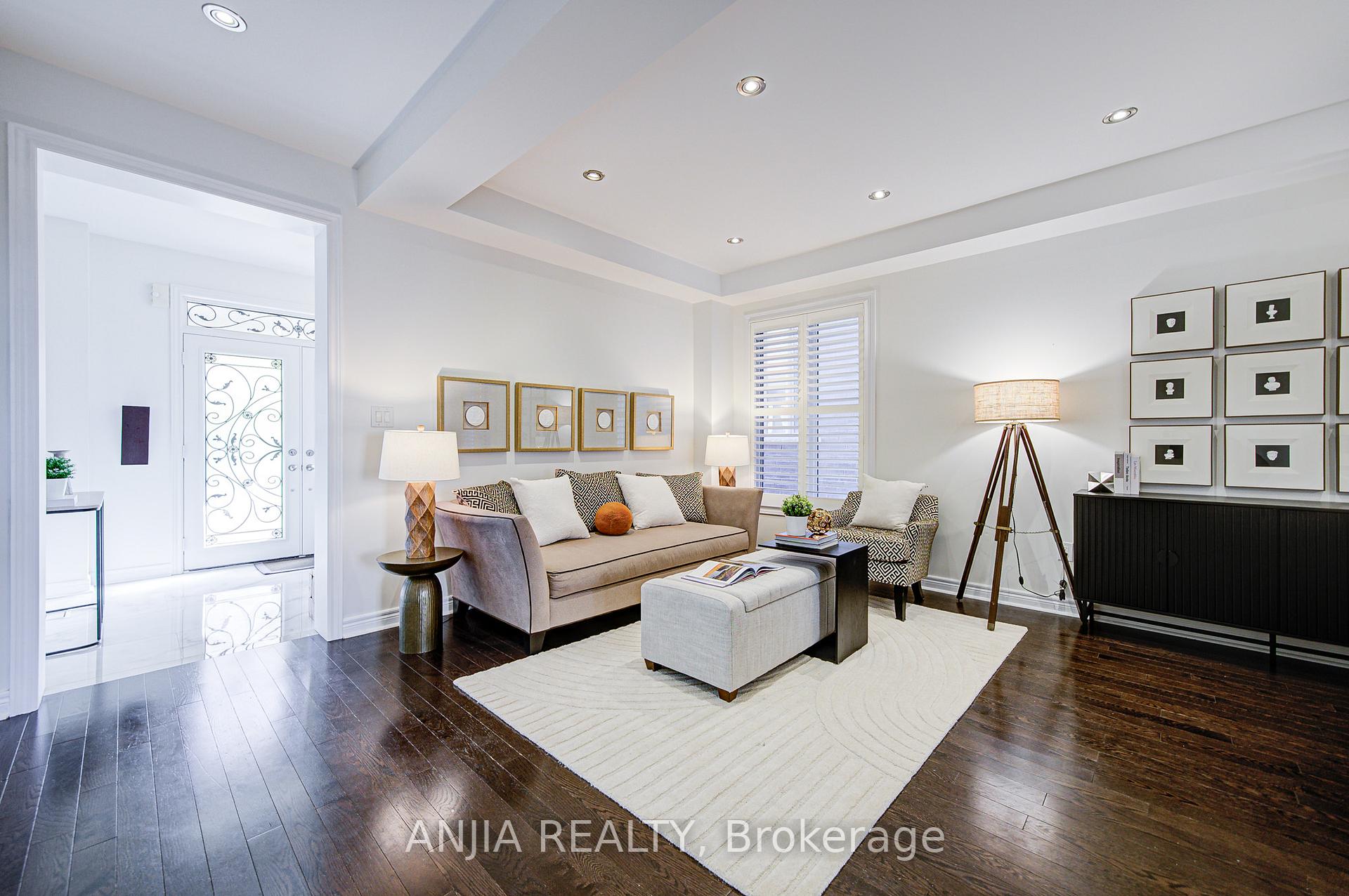 Photo 11 of 96 Brock Avenue, Markham, Berczy — HOMEH