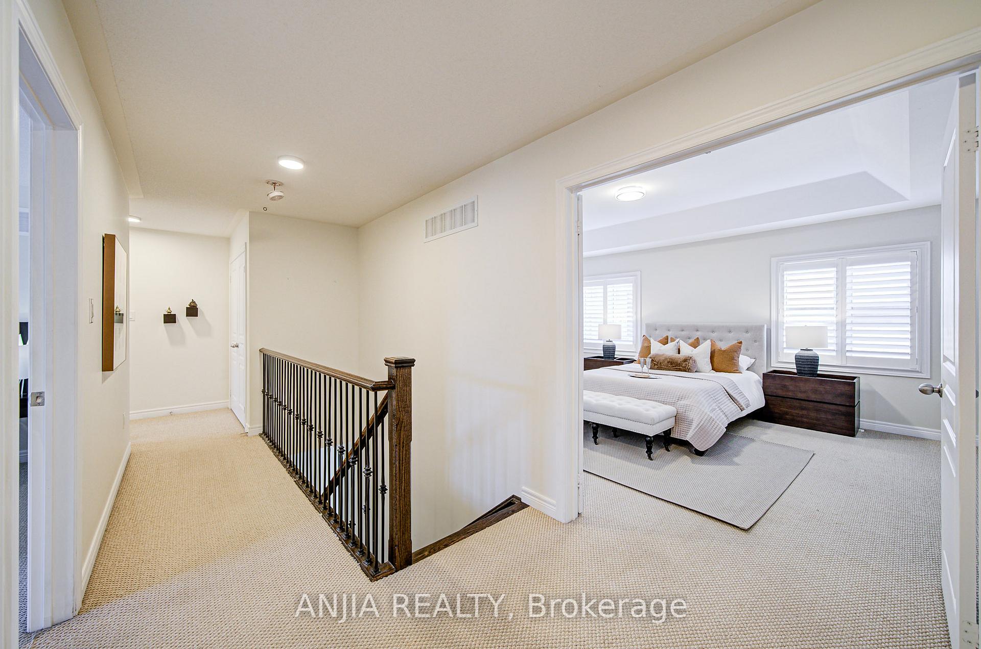 Photo 18 of 96 Brock Avenue, Markham, Berczy — HOMEH