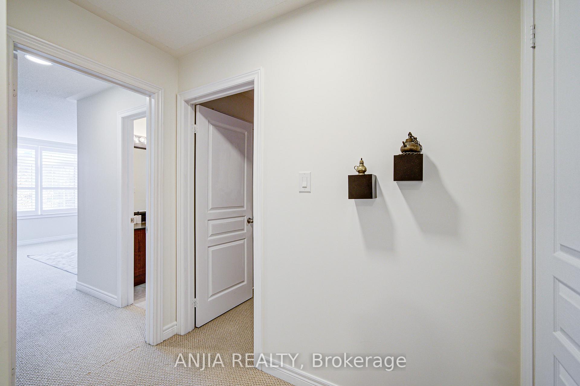 Photo 25 of 96 Brock Avenue, Markham, Berczy — HOMEH